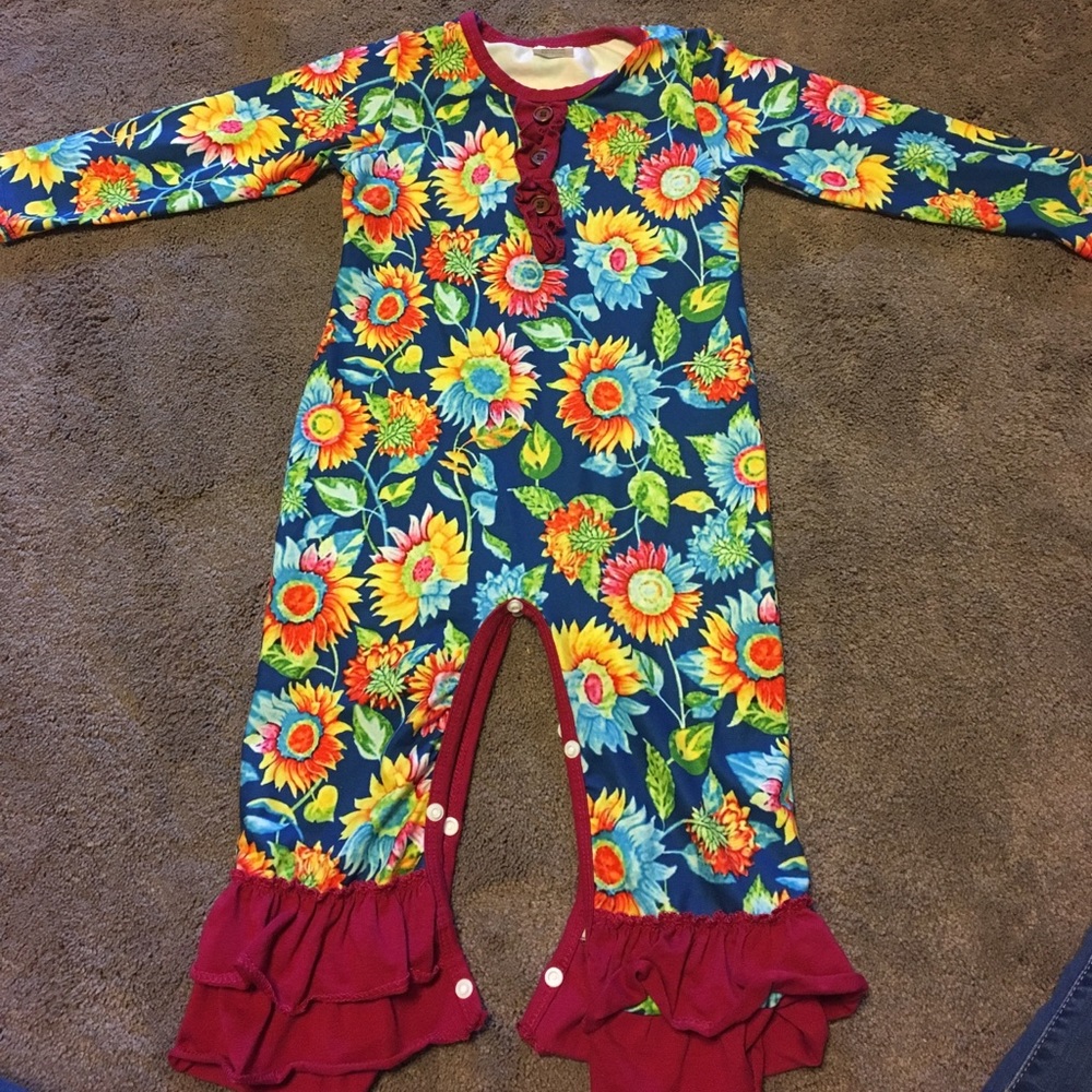 Toddlers flower romper